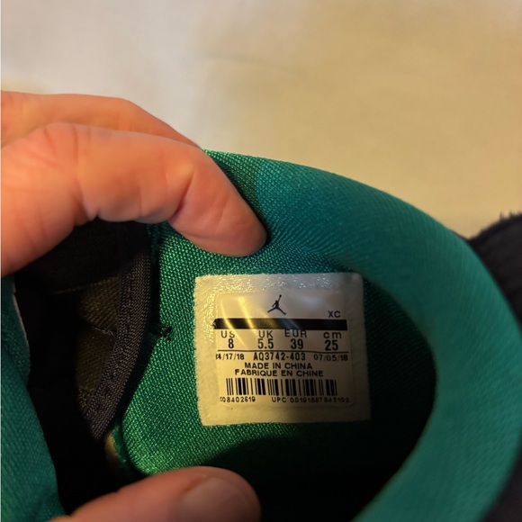 NWOT Nike Air Jordan 1 Dark Navy and Aqua Zip UPS - Picture 4 of 8